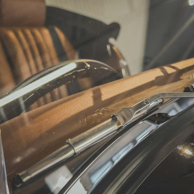 Morgan Plus 4 Traditional - Morgan Piano Black