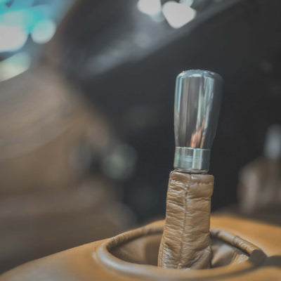 Morgan Plus 4 Traditional - Morgan Piano Black