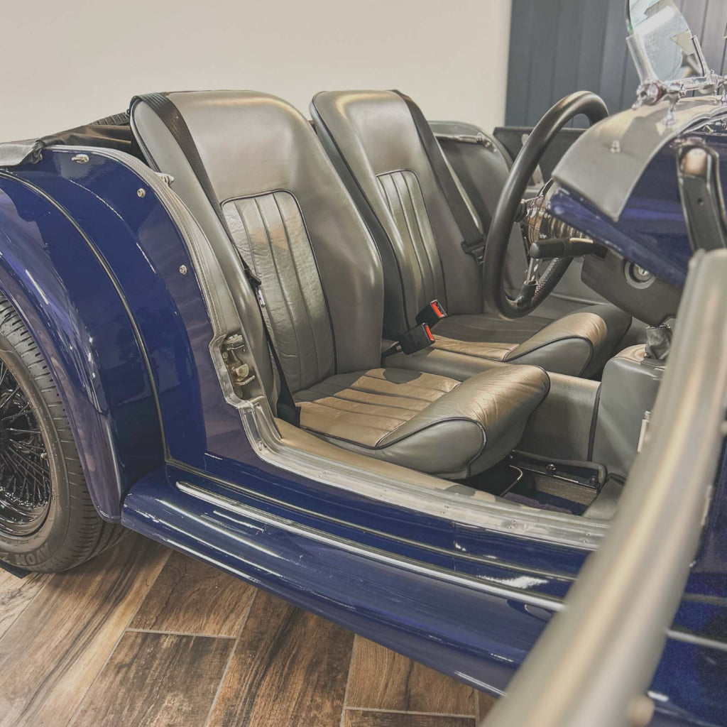 Morgan 4/4 MIDWINTER - Morgan Classic Sport Blue