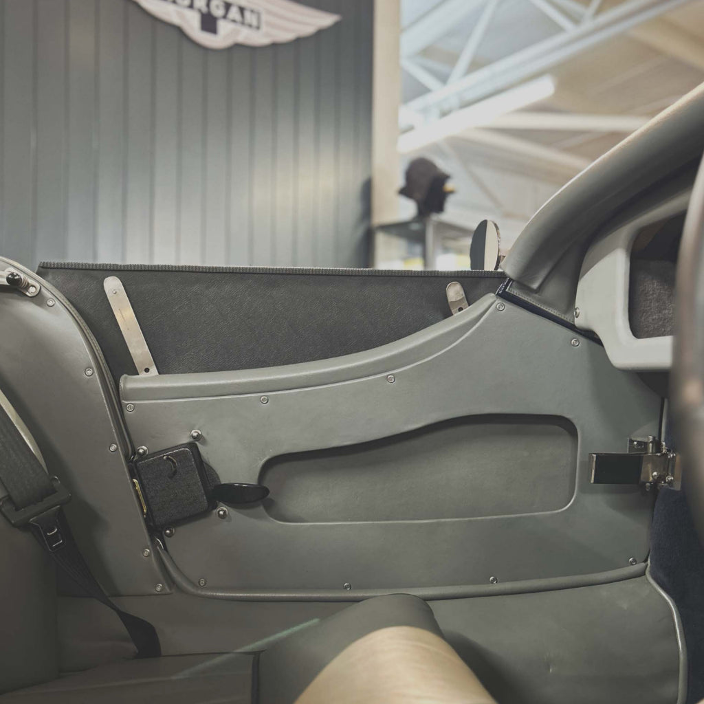 Morgan 4/4 MIDWINTER - Morgan Classic Sport Blue