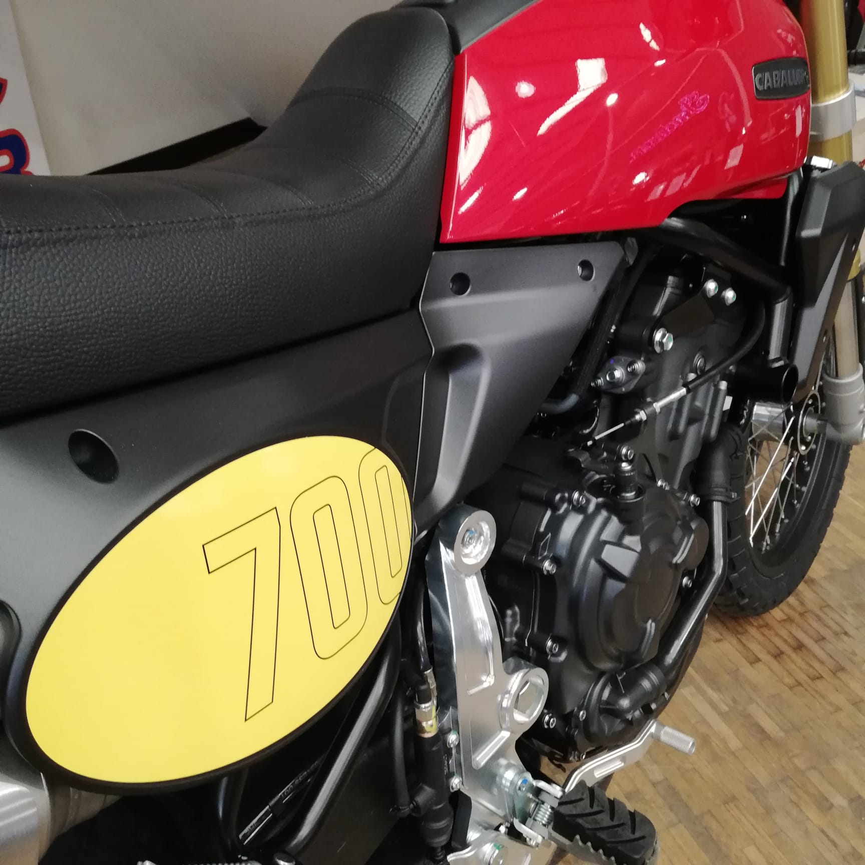 Fantic Caballero Scrambler 700 - Red