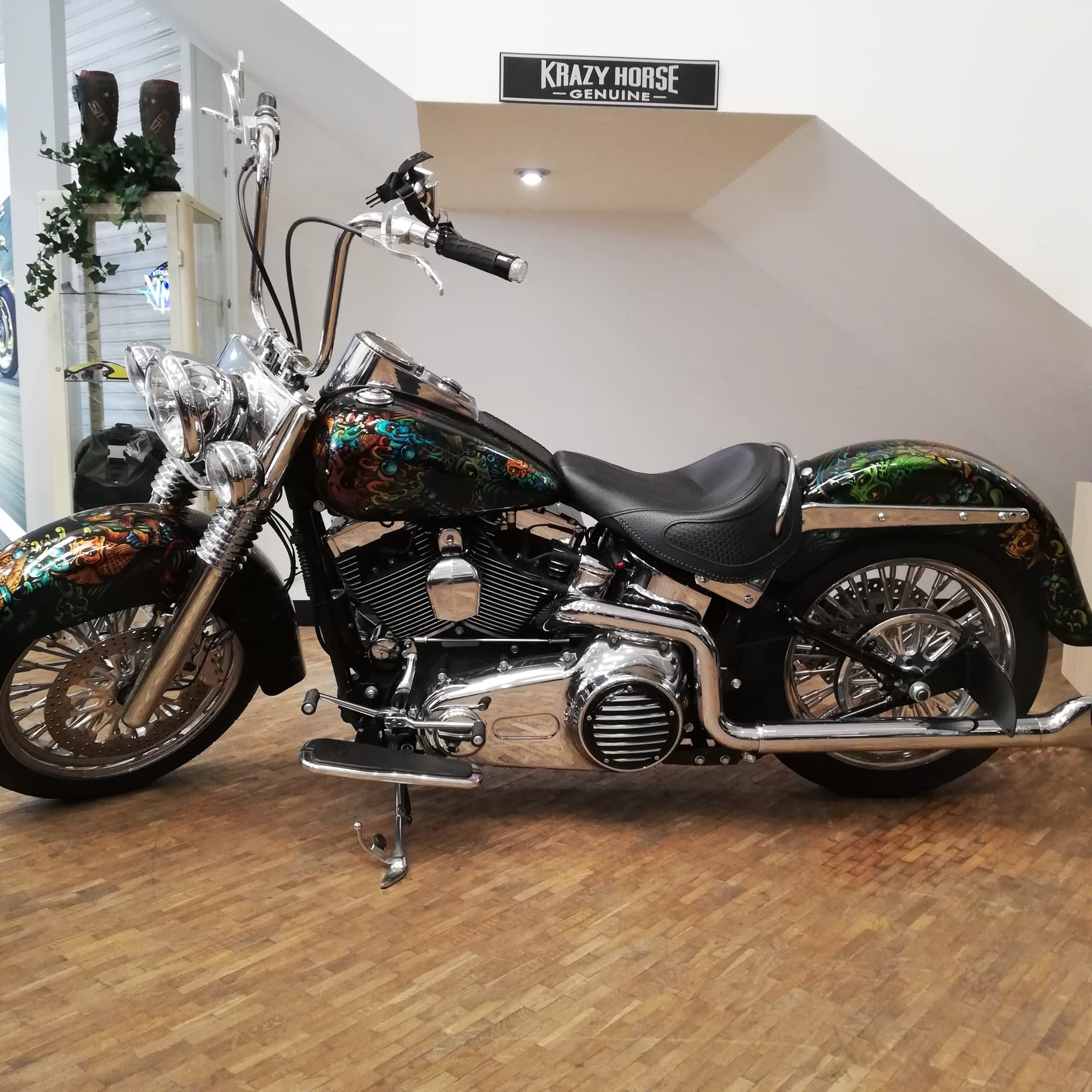 Krazy Horse Harley Davidson - Multi Coloured - PreLoved