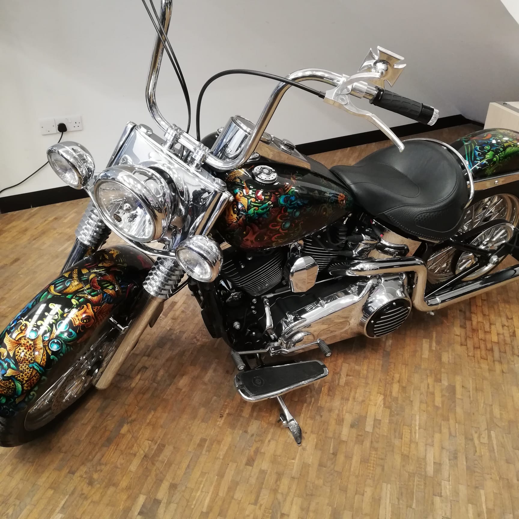 Krazy Horse Harley Davidson - Multi Coloured - PreLoved