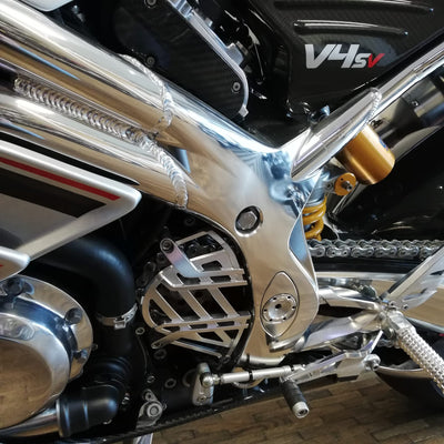 NORTON V4 SV - MANX SILVER