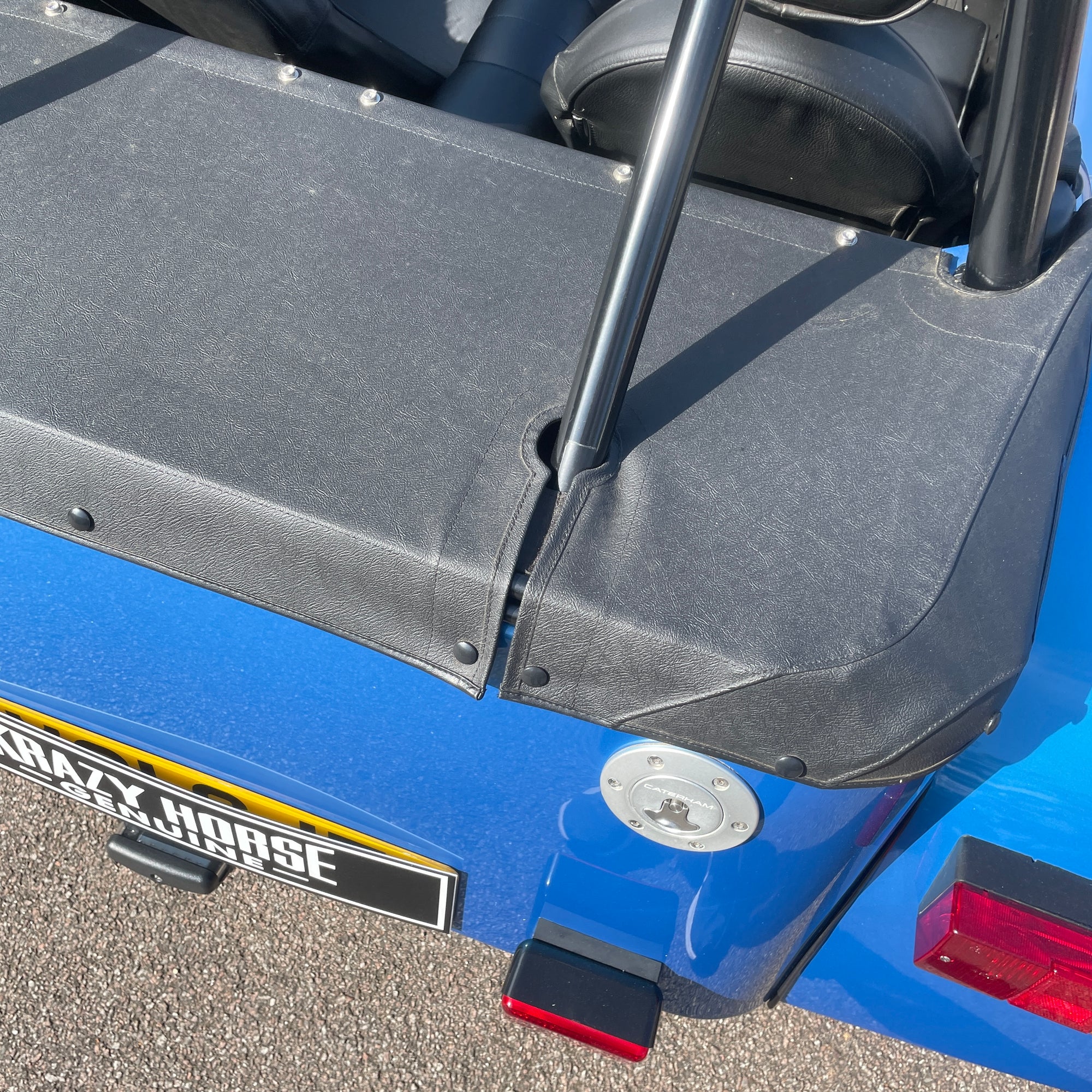 21/21 CATERHAM SEVEN 360S LARGE CHASSIS - AUDI BLUE WITH BLACK LEATHER