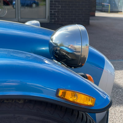 21/21 CATERHAM SEVEN 360S LARGE CHASSIS - AUDI BLUE WITH BLACK LEATHER