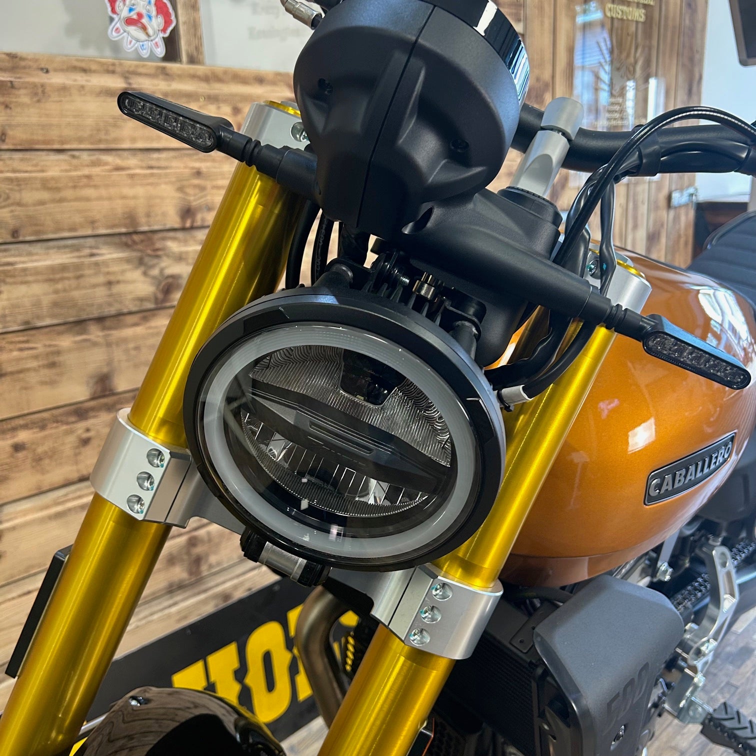 FANTIC CABALLERO SCRAMBLER DELUXE - COPPER