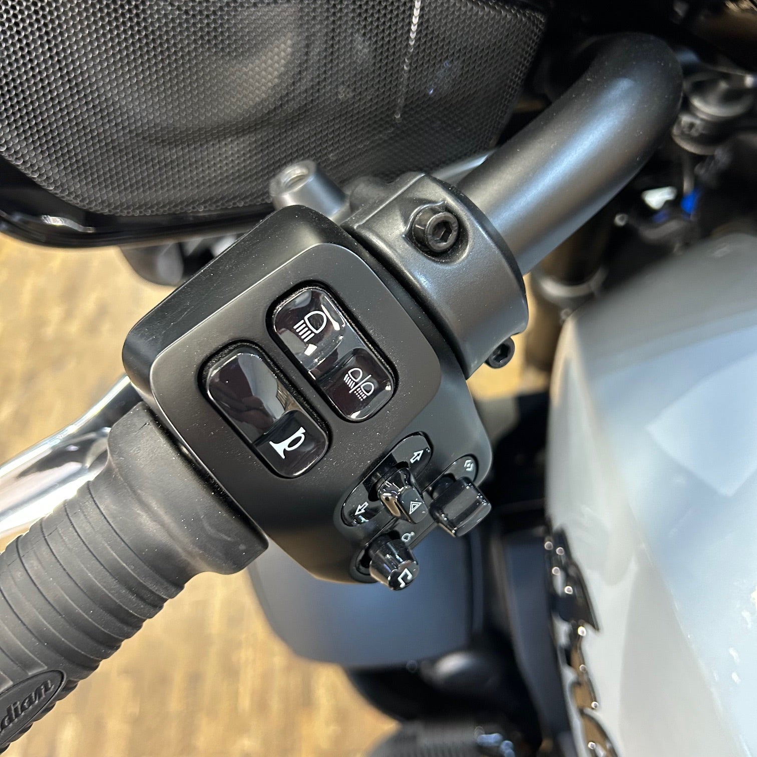 INDIAN ROADMASTER POWERPLUS 112 DARK HORSE - STORM GREY