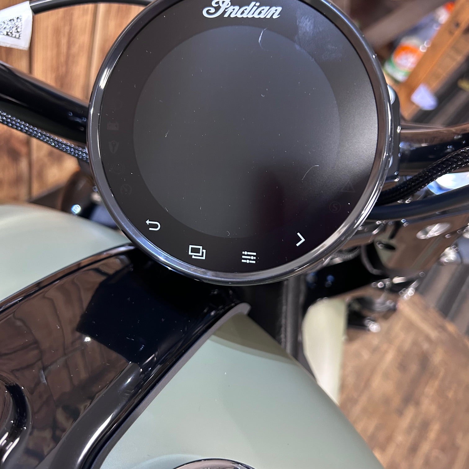 INDIAN SCOUT BOBBER LTD +TECH ’26 - MOSS GREEN SMOKE