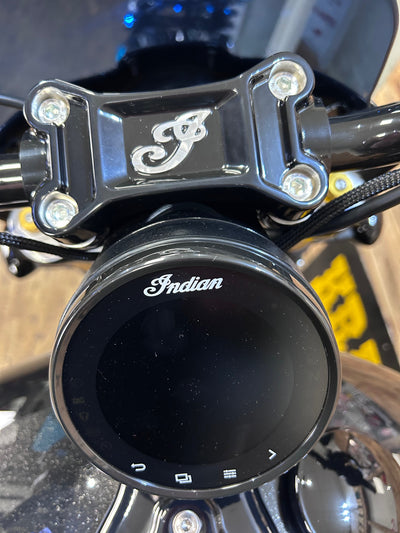 2026 INDIAN SCOUT 101 ’26 MODEL - CRYSTAL BLACK w/super graphite