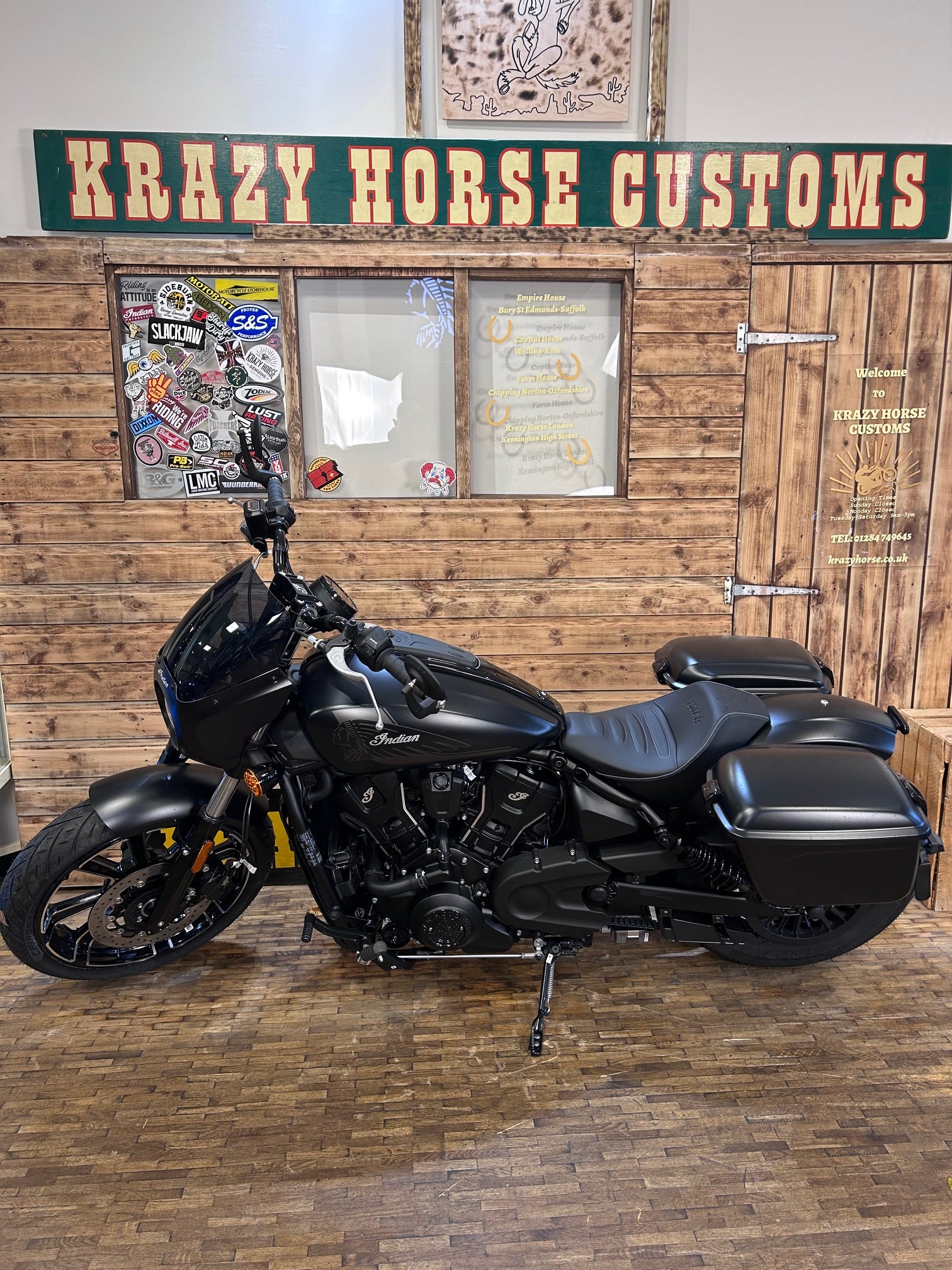 INDIAN SPORT SCOUT RT ’26 NEW MODEL - BLACK SMOKE