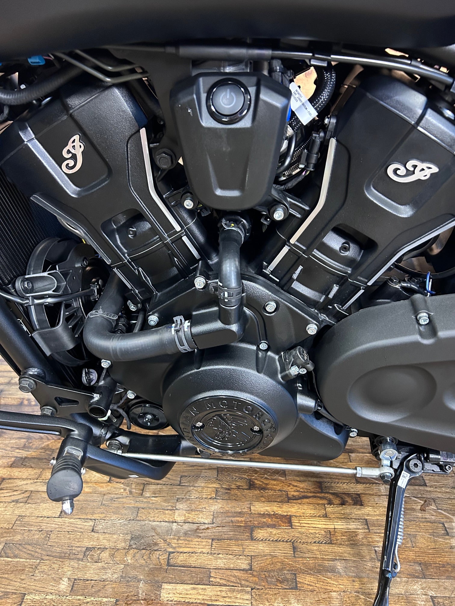 INDIAN SPORT SCOUT RT ’26 NEW MODEL - BLACK SMOKE