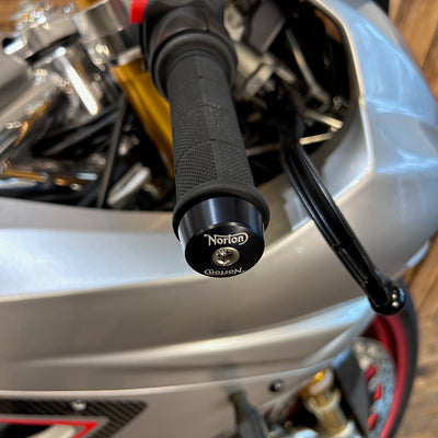 NORTON V4 SV - MANX SILVER