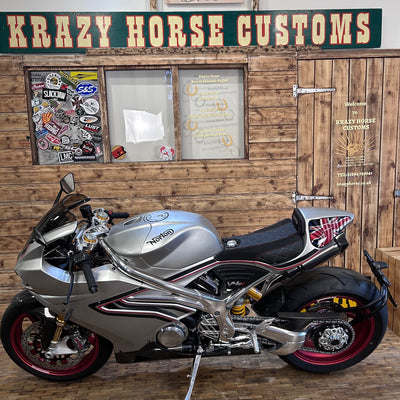 NORTON V4 SV - MANX SILVER