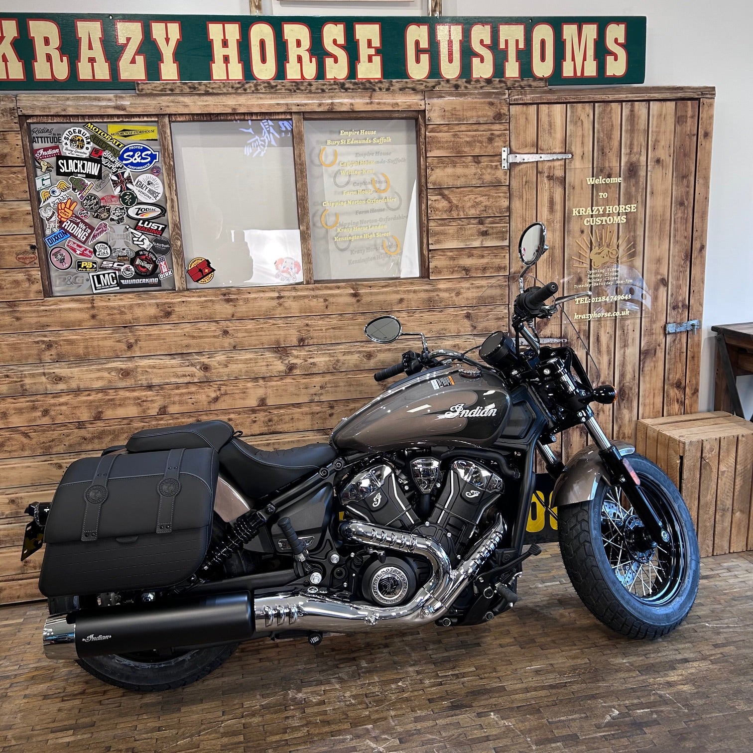 INDIAN SUPER SCOUT ‘26 - ZARA BRONZE