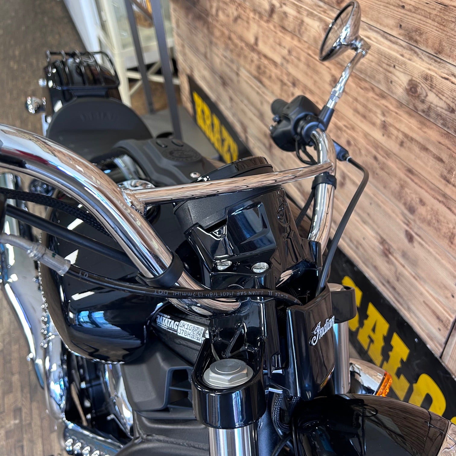 INDIAN SCOUT CLASSIC - METALLIC BLACK - PreLoved