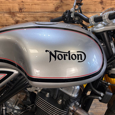 NORTON 961 SP - MANX SILVER - PreLoved
