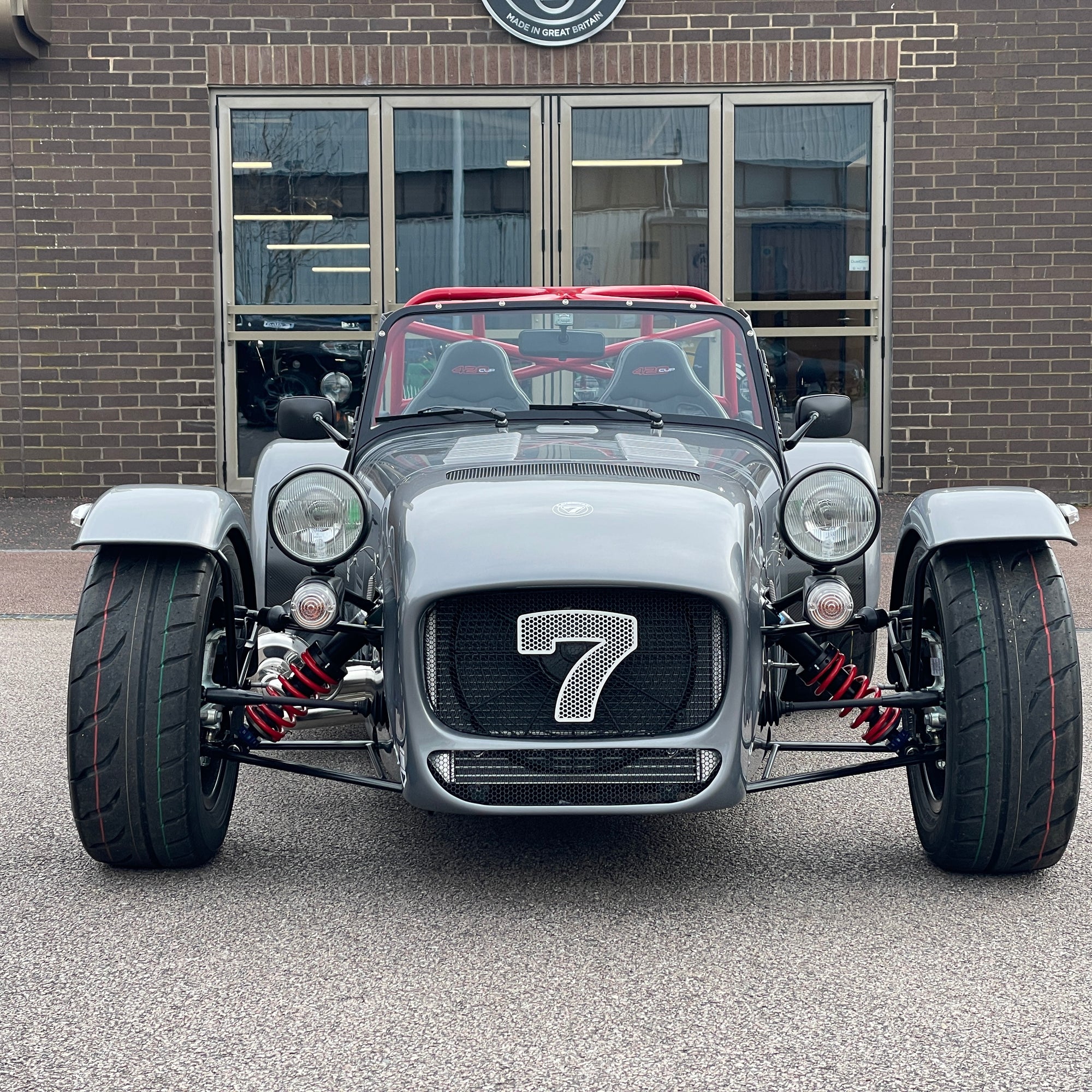 BRAND NEW UNREGISTERED CATERHAM SEVEN 420CUP - DARK SILVER WITH BLACK