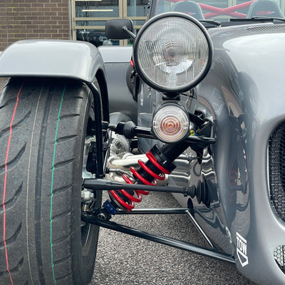 BRAND NEW UNREGISTERED CATERHAM SEVEN 420CUP - DARK SILVER WITH BLACK