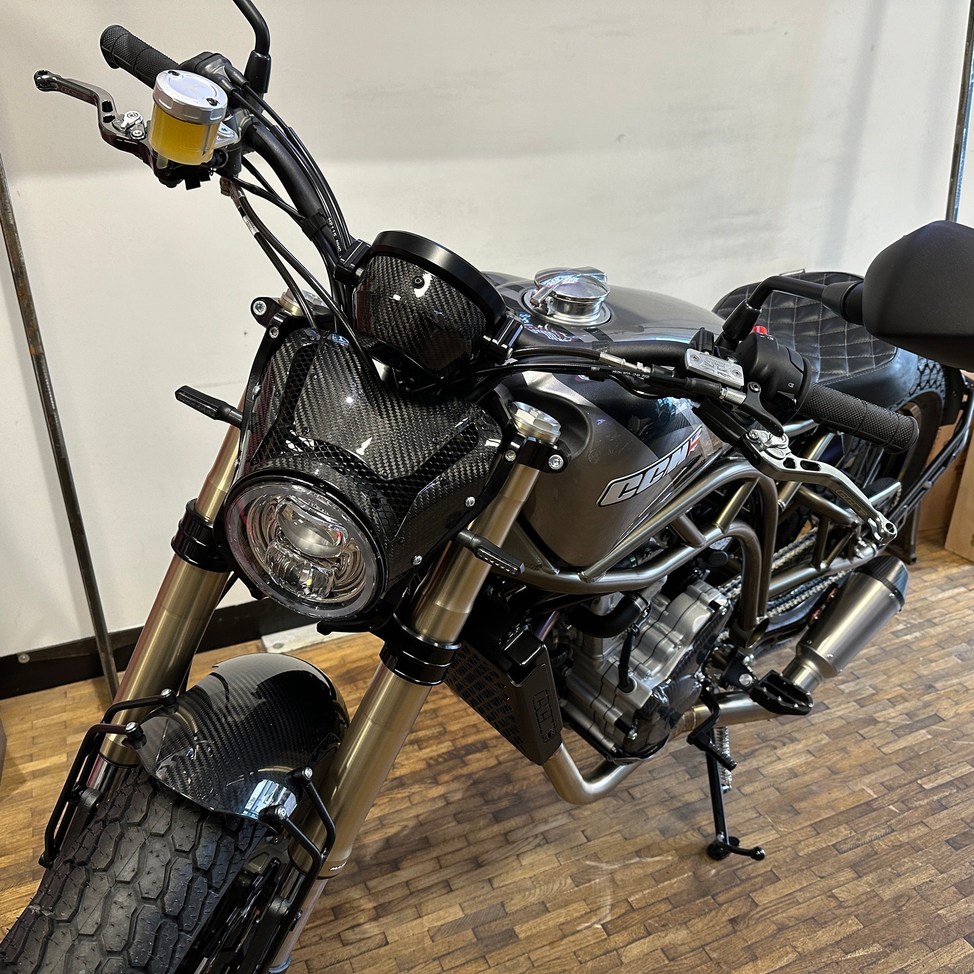 2024 CCM Roadster Ultimate Spec - Pewter Grey