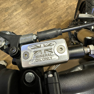 2024 CCM Roadster Ultimate Spec - Pewter Grey