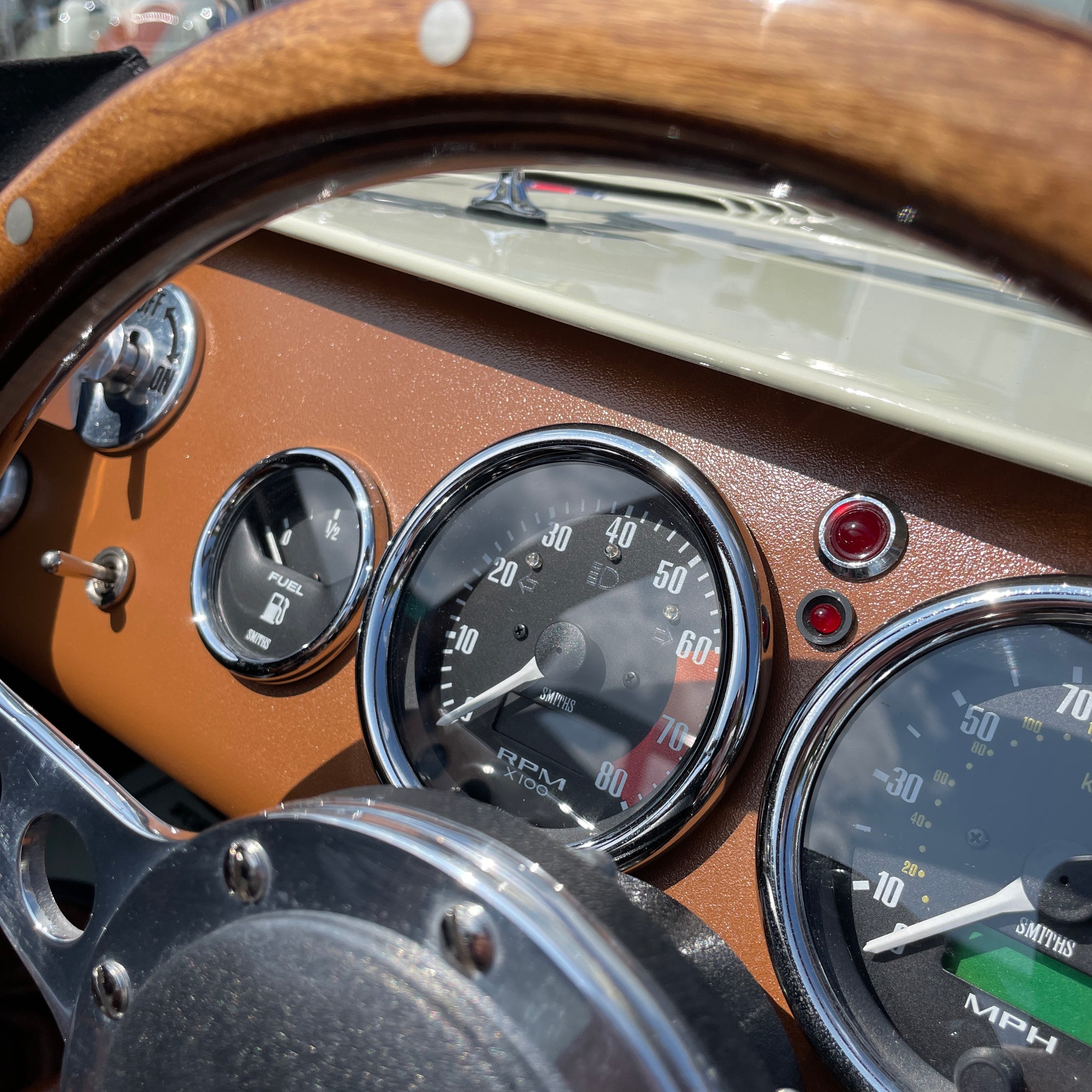 18/18 CATERHAM SUPERSPRINT – 1 0F 60 (No. 23) - Only UK WATKINS GLEN CAR – INCLUDES MATCHING HELMET