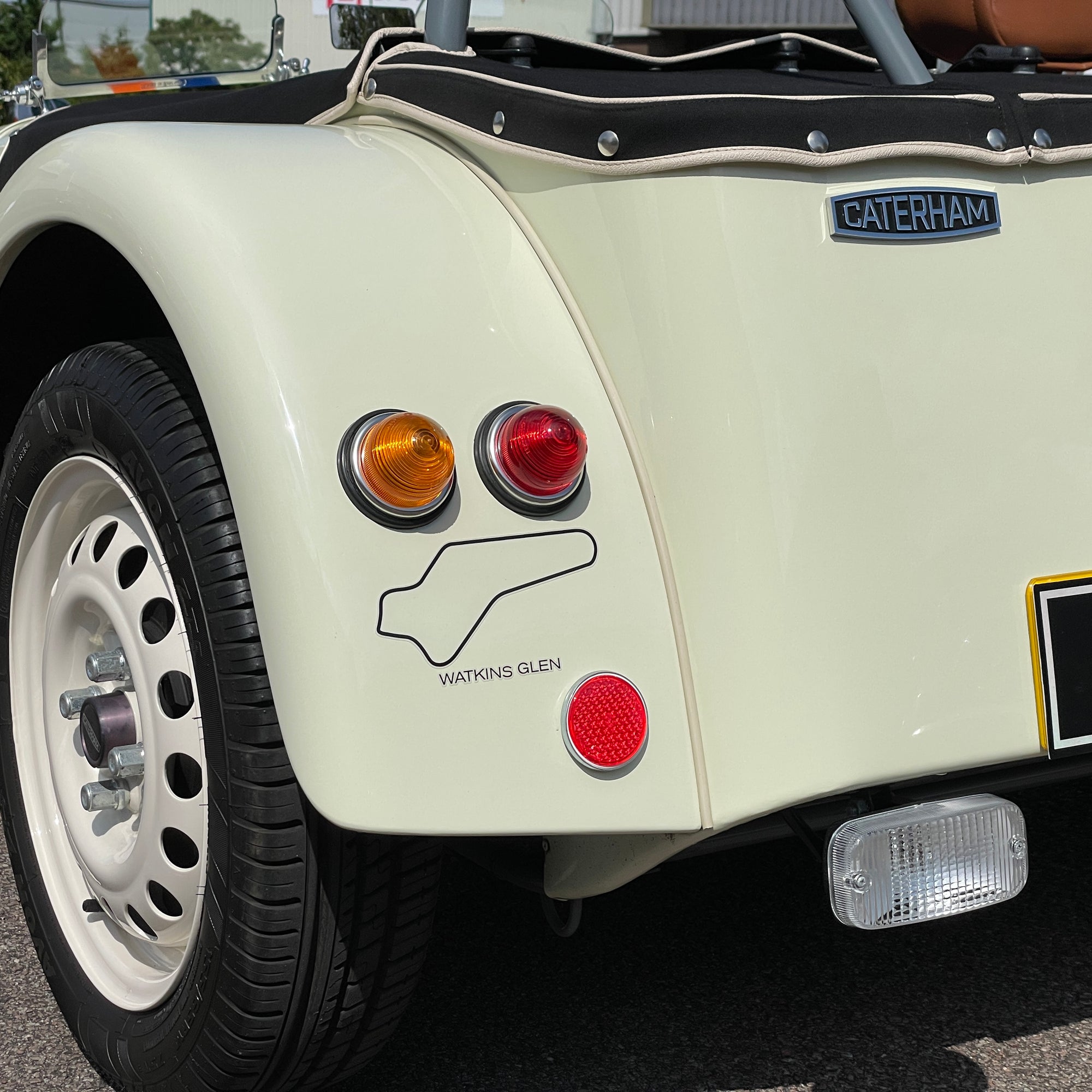 18/18 CATERHAM SUPERSPRINT – 1 0F 60 (No. 23) - Only UK WATKINS GLEN CAR – INCLUDES MATCHING HELMET