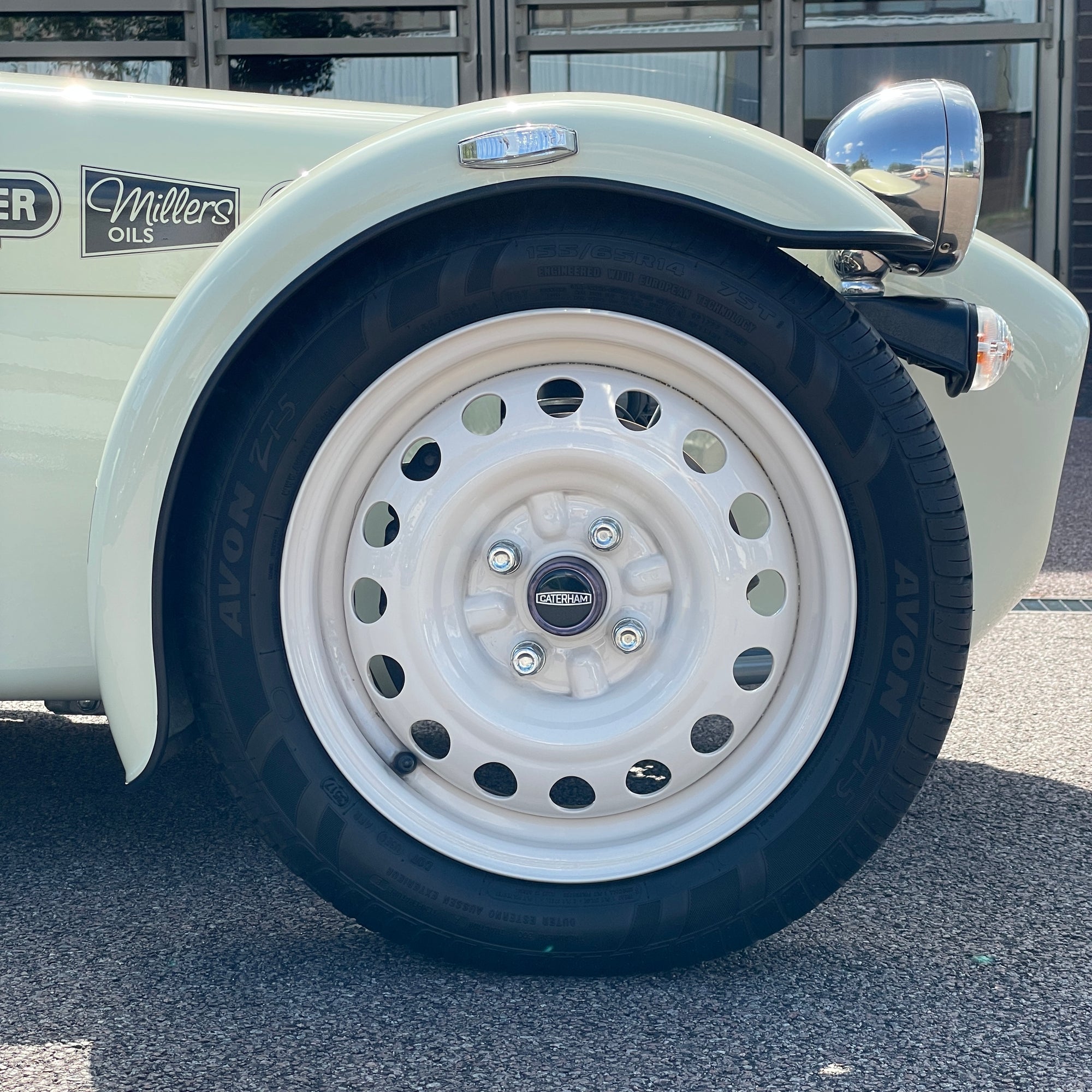 18/18 CATERHAM SUPERSPRINT – 1 0F 60 (No. 23) - Only UK WATKINS GLEN CAR – INCLUDES MATCHING HELMET