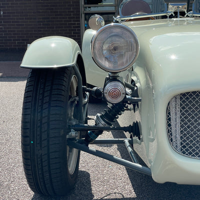 18/18 CATERHAM SUPERSPRINT – 1 0F 60 (No. 23) - Only UK WATKINS GLEN CAR – INCLUDES MATCHING HELMET