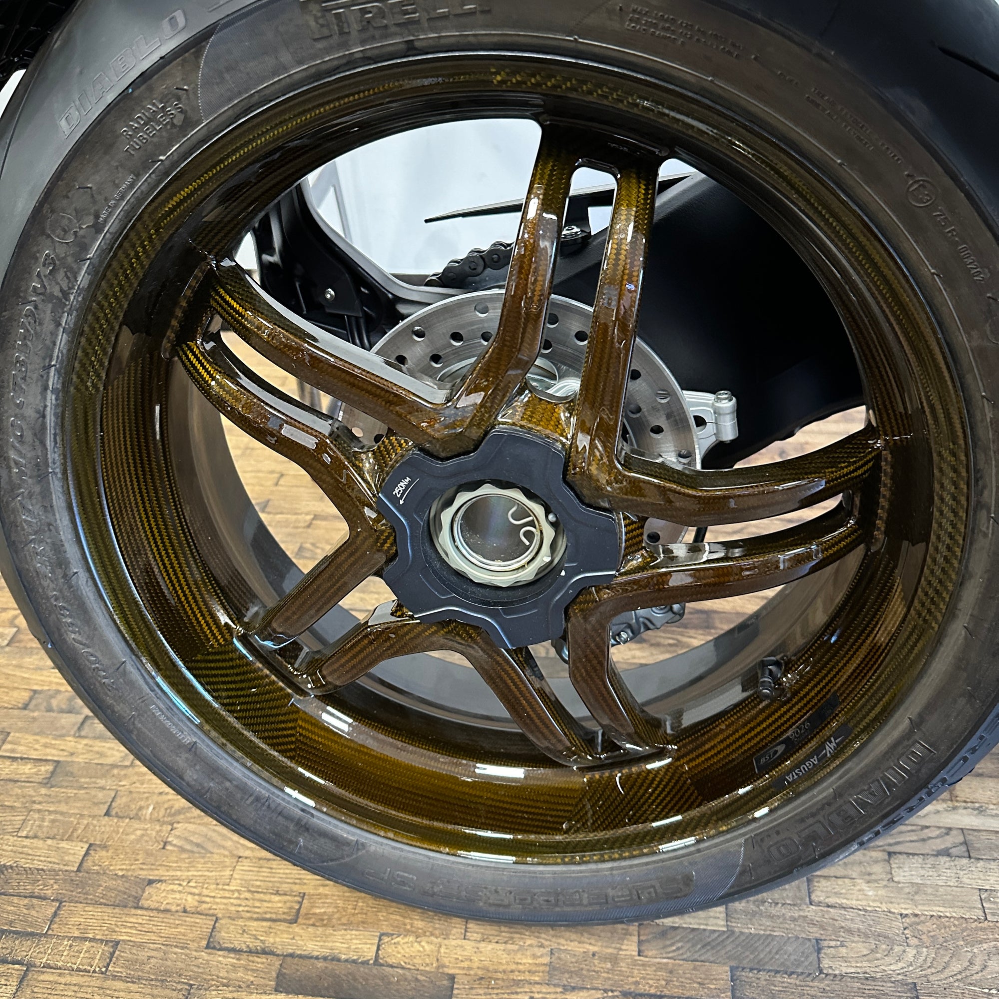 MV Agusta Brutale 1000RR NURBURGRING Edition - RED – SILVER