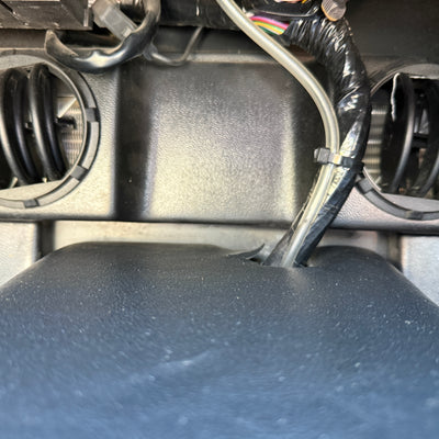 10/10 CATERHAM SEVEN ROADSPORT LARGE CHASSIS - GREEN ALUMINIUM WITH BLACK LEATHER