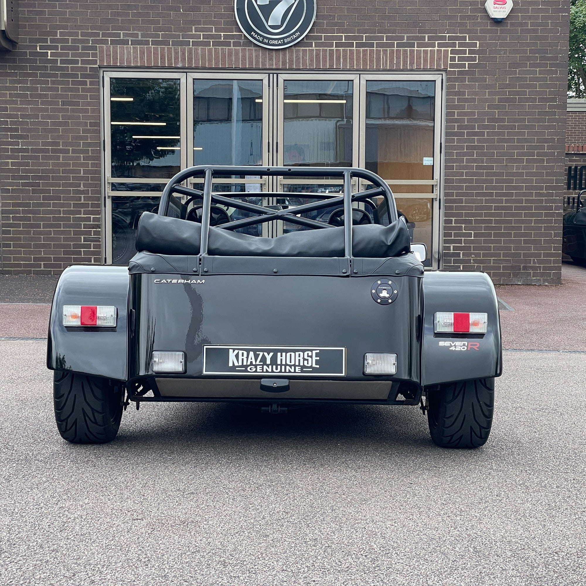 21/71 CATERHAM SEVEN 420R LARGE CHASSIS - GRAVITY BLACK WITH BLACK