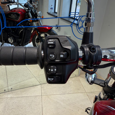 2025 Indian Scout Classic Limited +Tech - Sunset Red Metallic