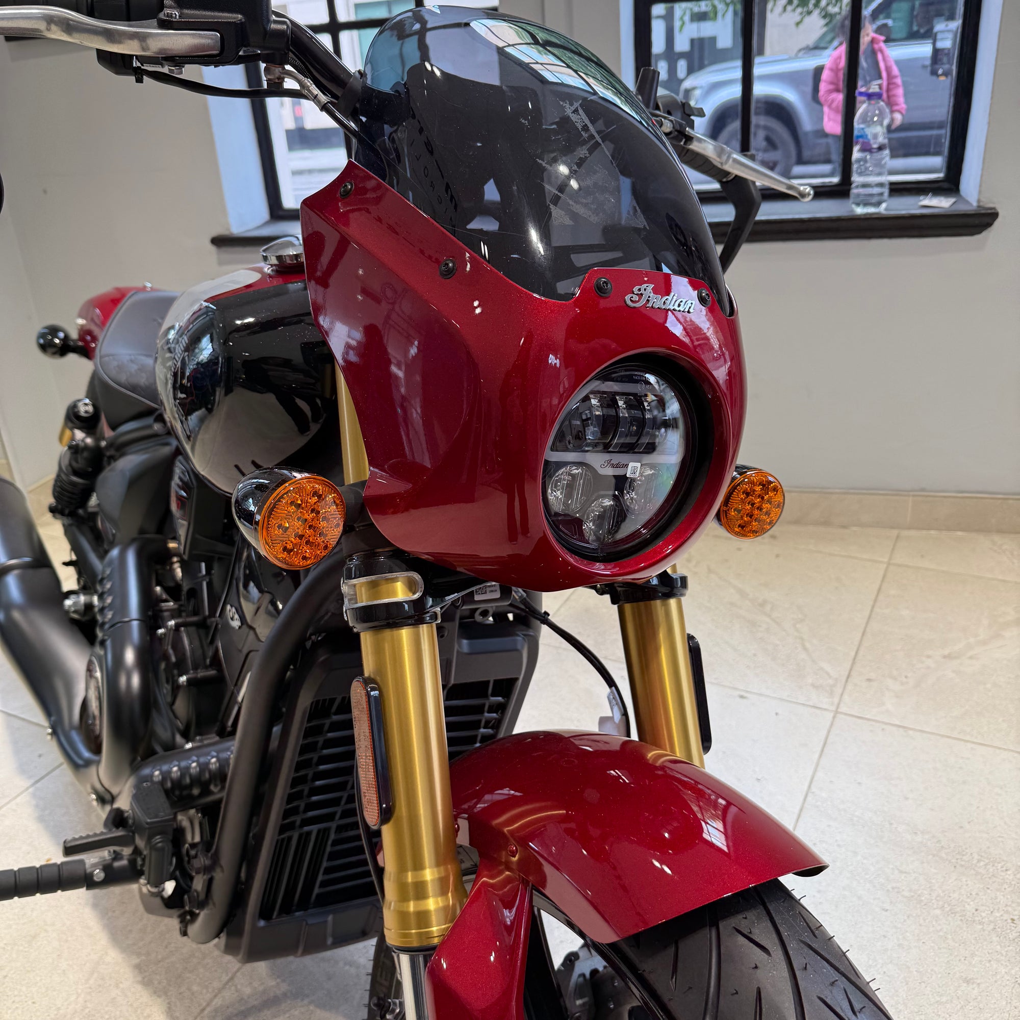 2025 Indian Scout 101 - Sunset Red Metallic