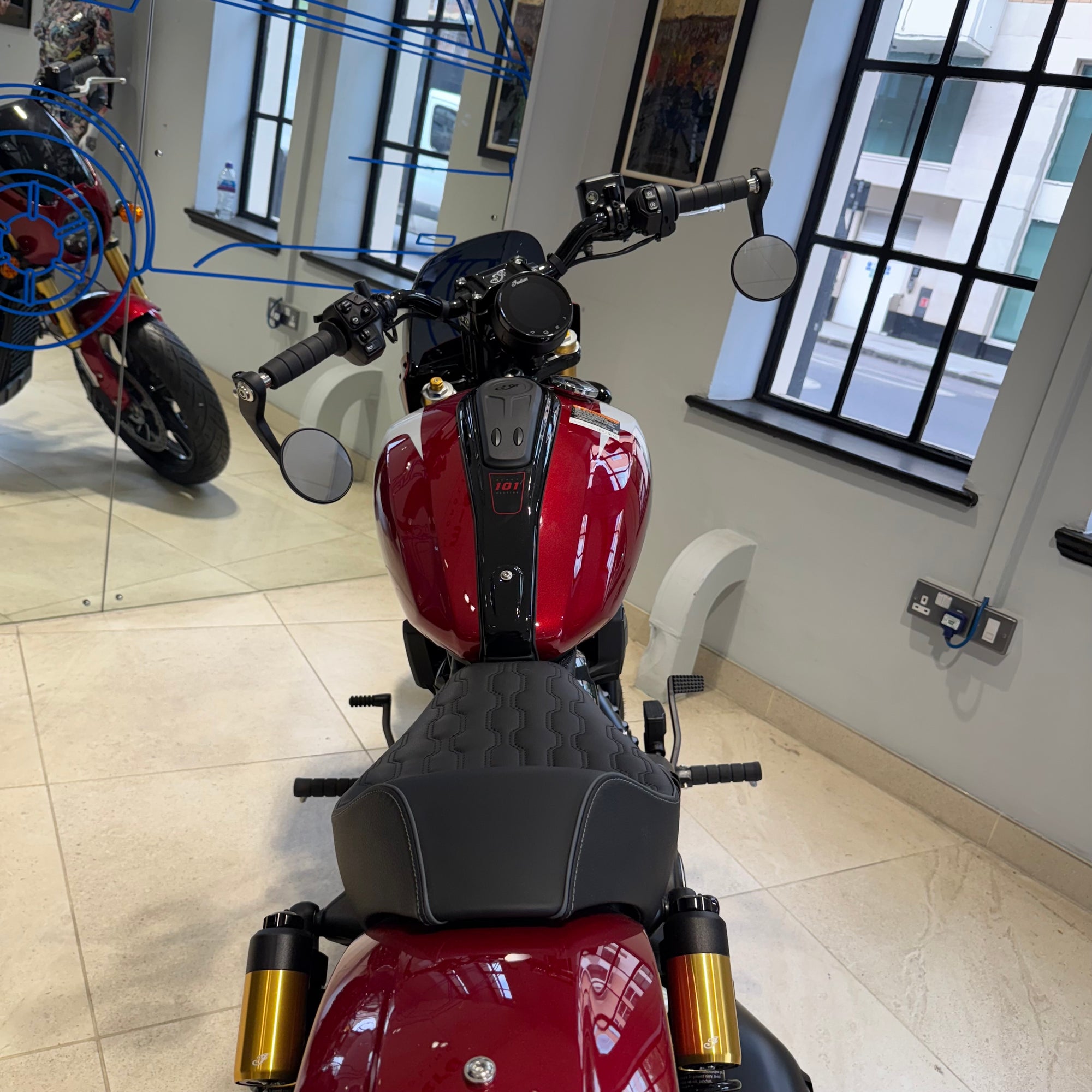 2025 Indian Scout 101 - Sunset Red Metallic