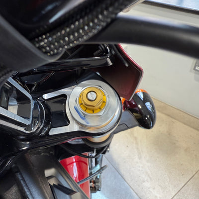 2025 Indian Scout 101 - Sunset Red Metallic