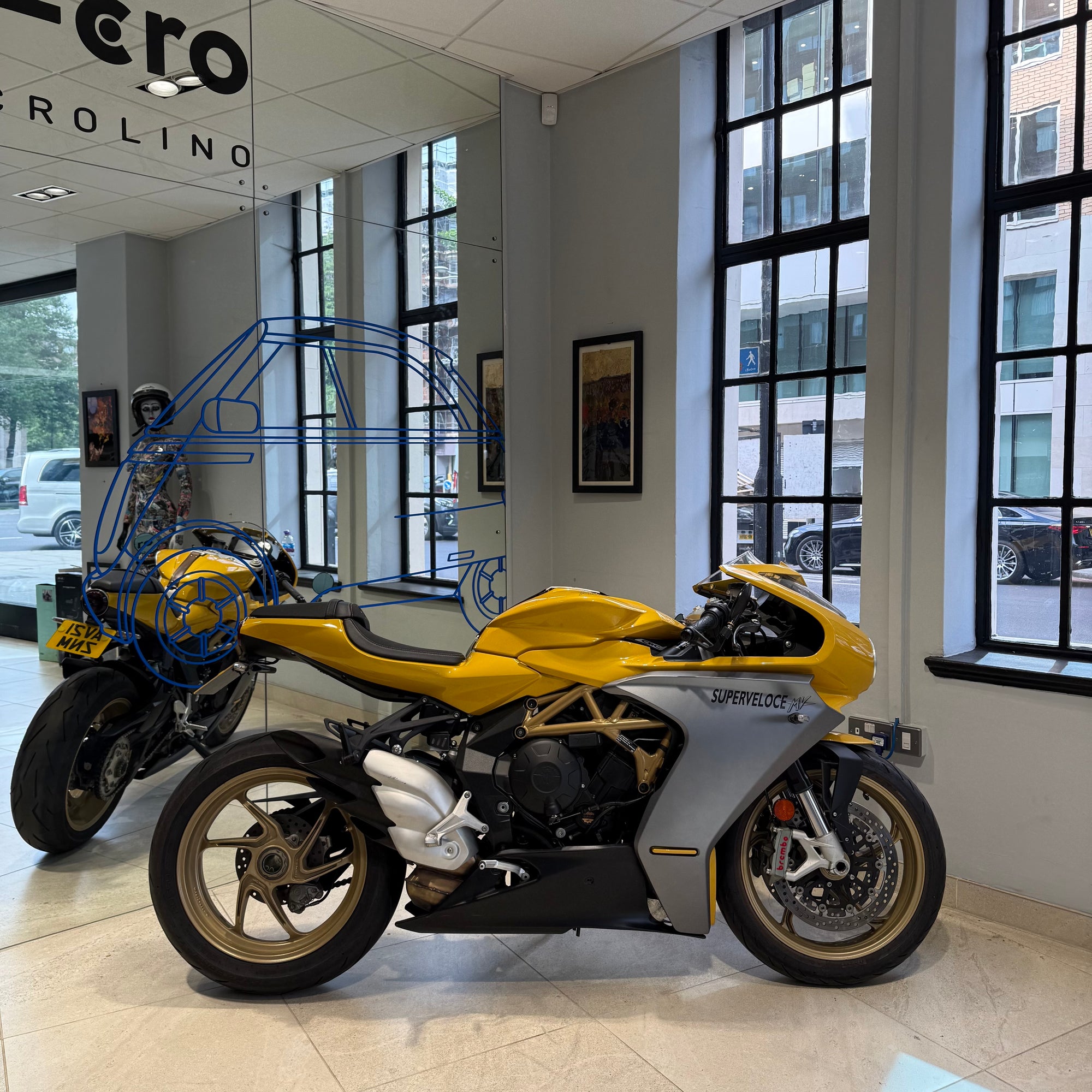 2021 MV Agusta Superveloce E5 - Metallic Yellow / Matt Metallic Graphite - PreLoved