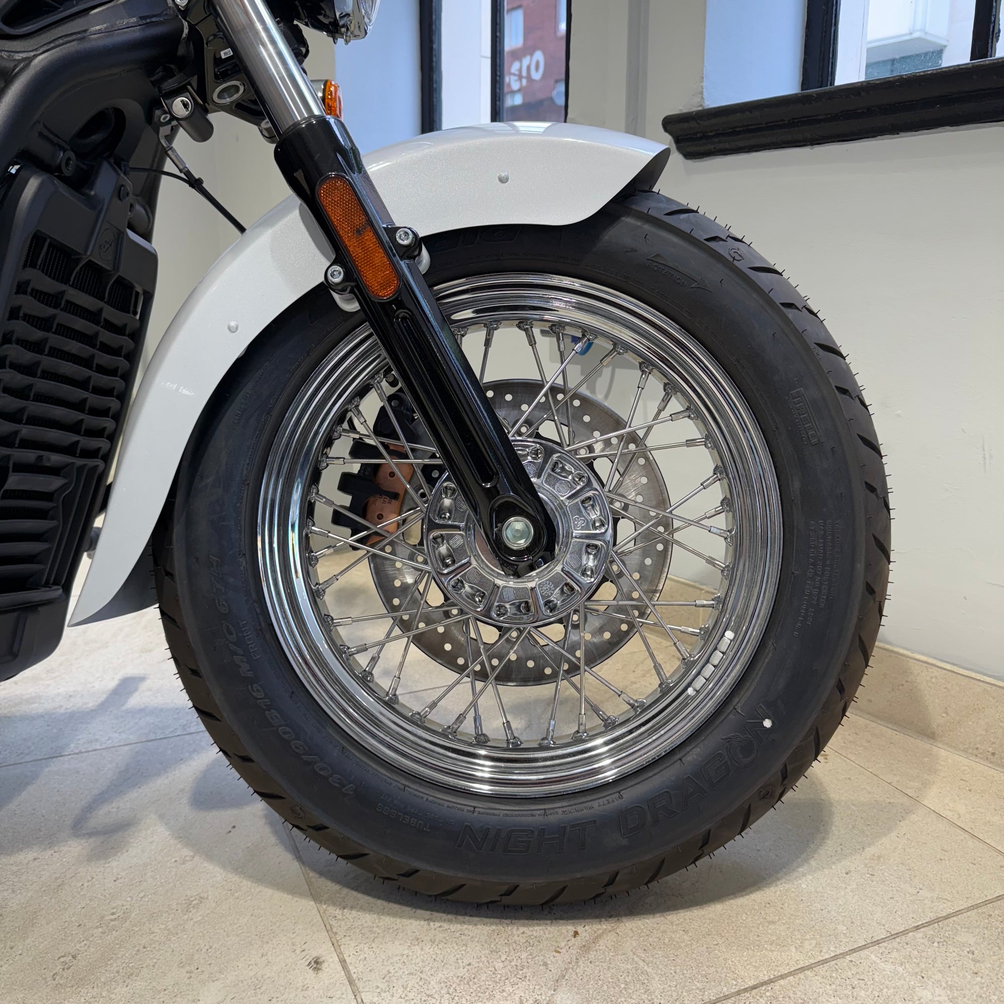 2025 Indian Scout Classic Limited +Tech - Ghost White Metallic