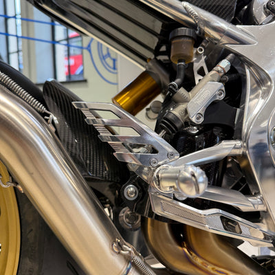 2025 Norton V4CR Carbon - Carbon Fibre / Black