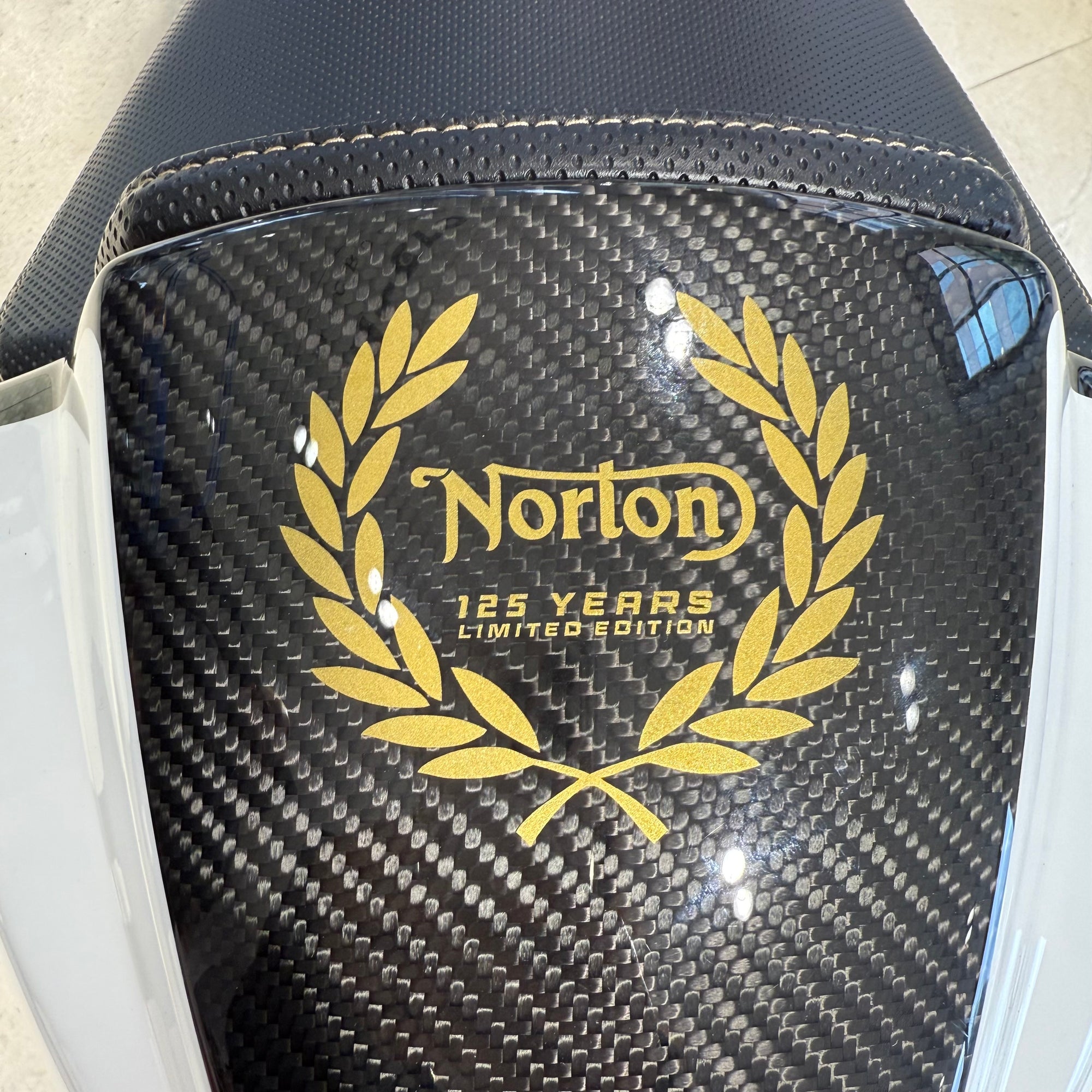 2025 Norton V4CR Carbon - Carbon Fibre / Black