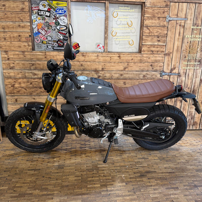 2025 FANTIC SC500 DELUXE - Grey