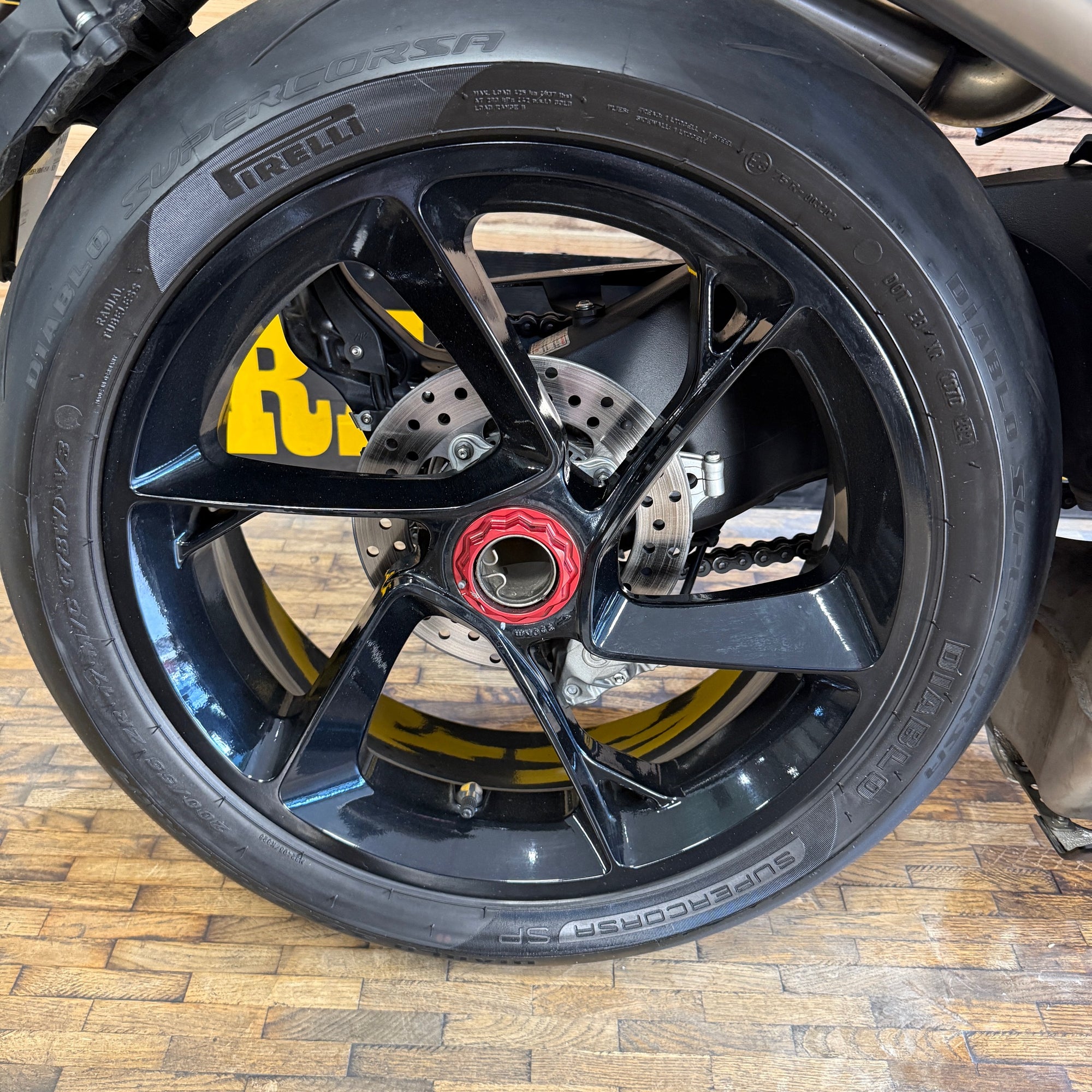 MV AGUSTA BRUTALE 1000 RS - RED - PreLoved