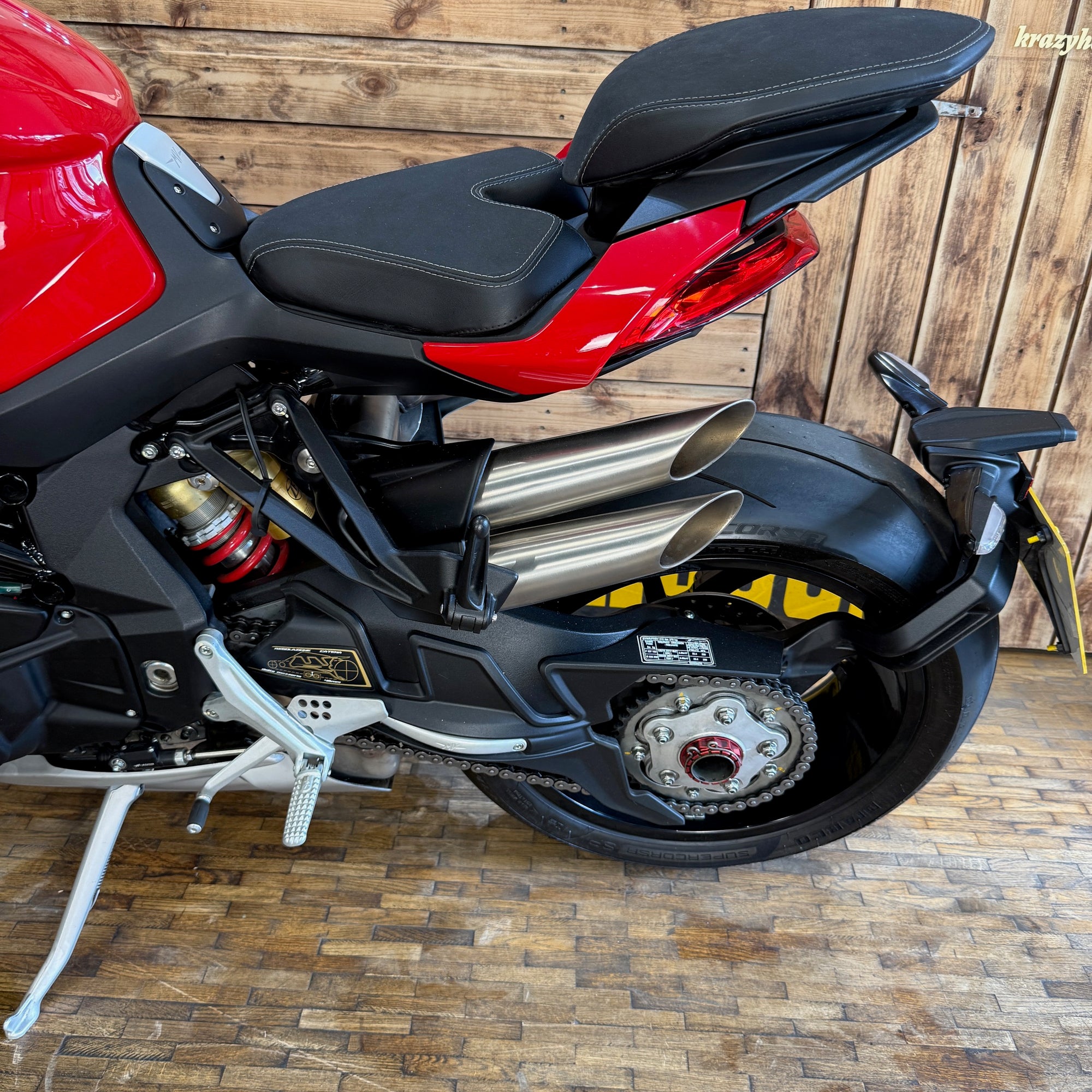 MV AGUSTA BRUTALE 1000 RS - RED - PreLoved