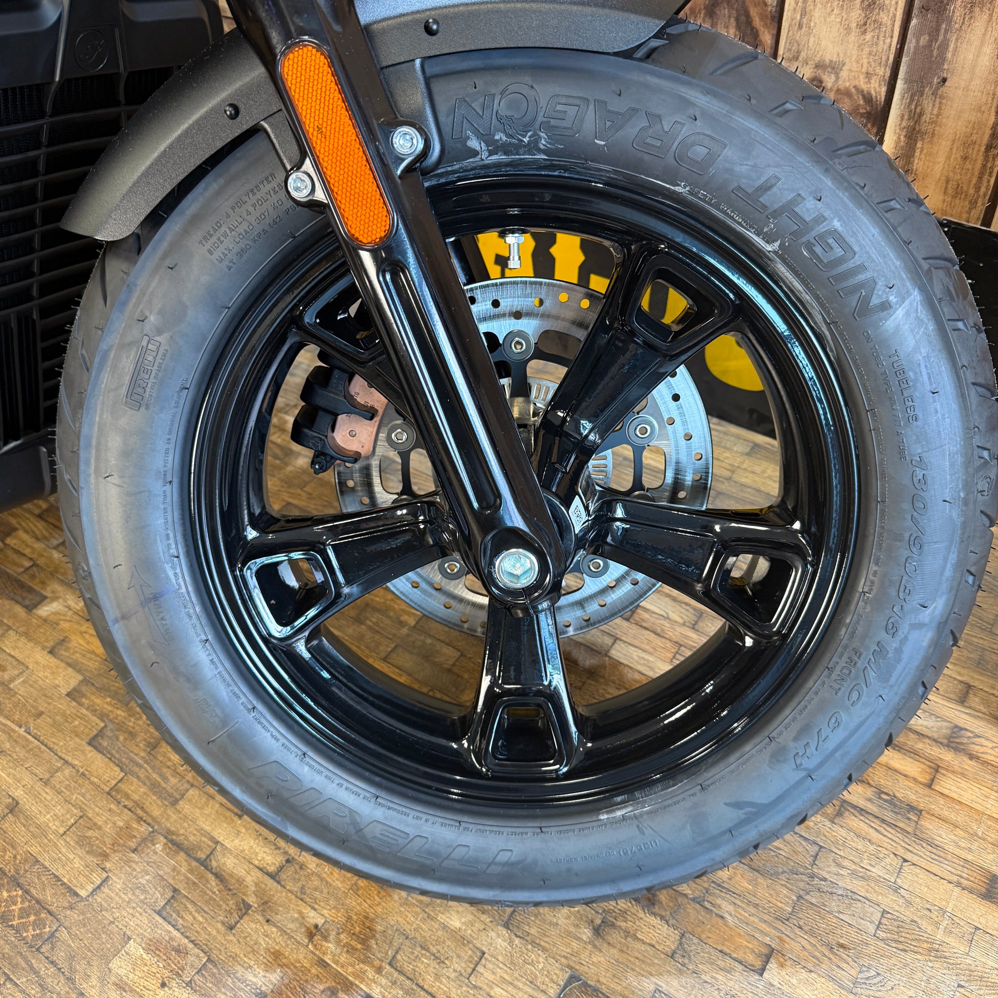 INDIAN SCOUT 60'25 model - Metallic Black