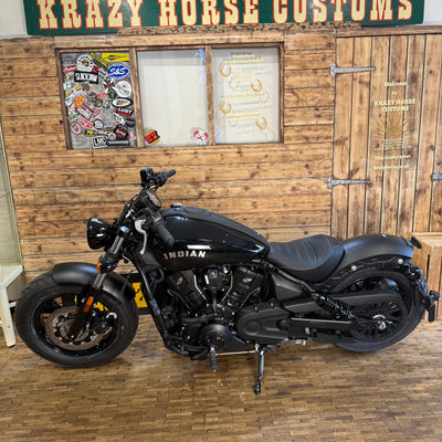 INDIAN SCOUT 60'25 model - Metallic Black