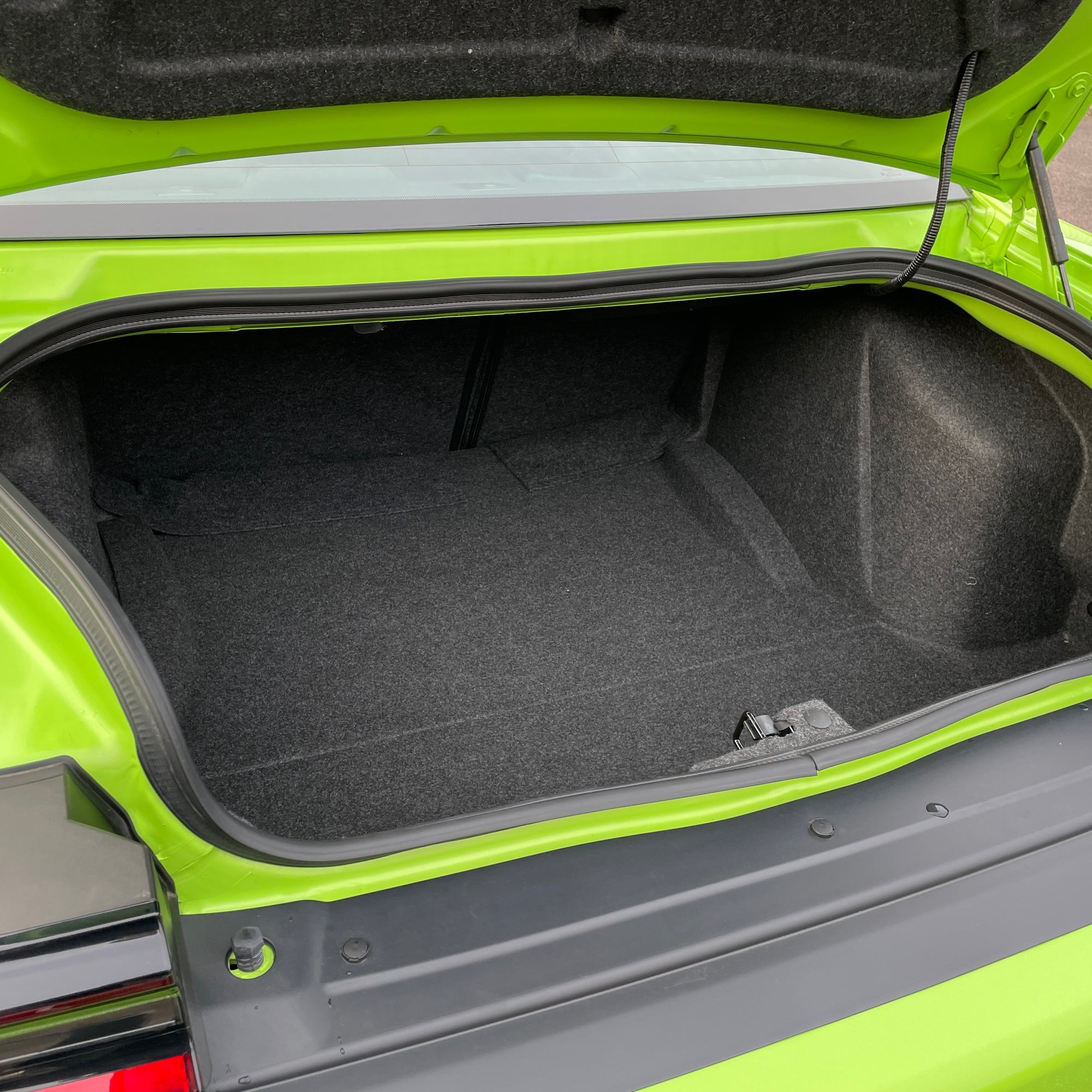 DODGE CHALLENGER R/T SCAT PACK WIDEBODY - SWINGER LAST CALL  SUBLIME WITH BLACK