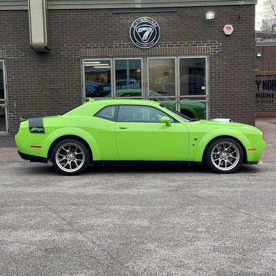 DODGE CHALLENGER R/T SCAT PACK WIDEBODY - SWINGER LAST CALL  SUBLIME WITH BLACK