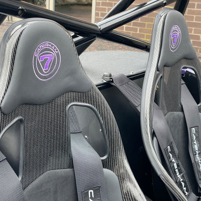 BRAND NEW UNREGISTERED CATERHAM SEVEN 420R - ULTRAVIOLET WITH BLACK