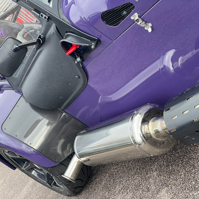 BRAND NEW UNREGISTERED CATERHAM SEVEN 420R - ULTRAVIOLET WITH BLACK