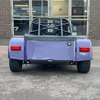 BRAND NEW UNREGISTERED CATERHAM SEVEN 420R - ULTRAVIOLET WITH BLACK